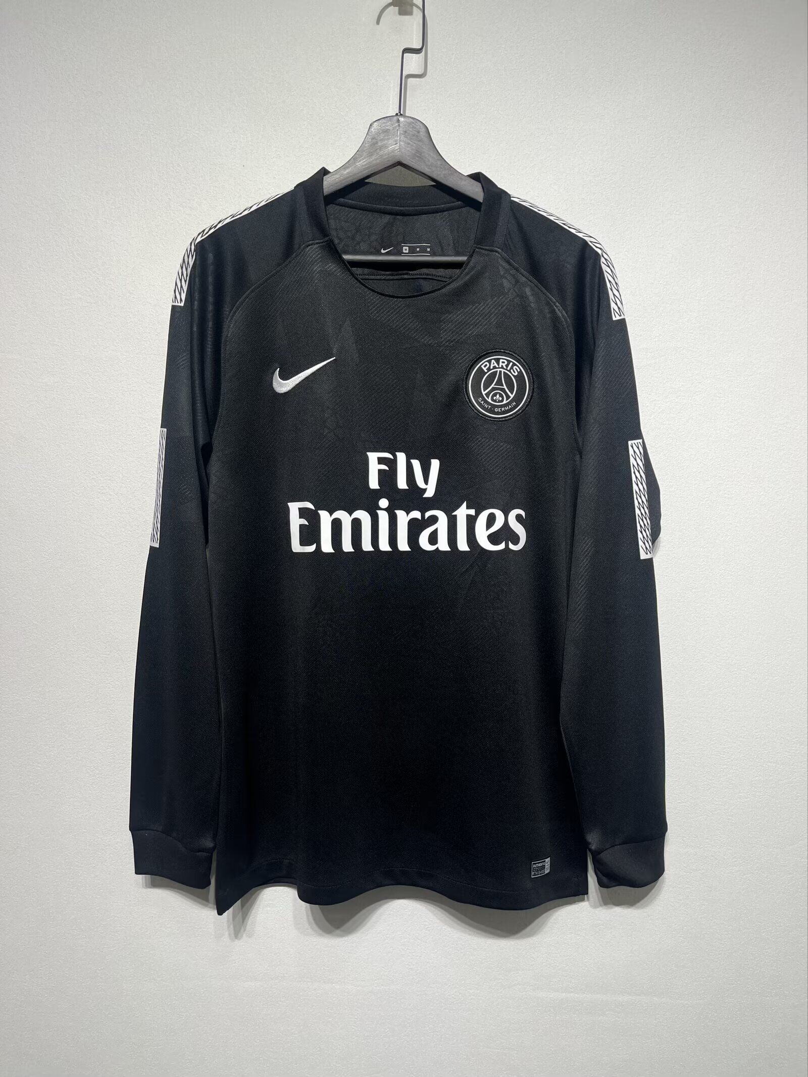 AAA Quality Paris St Germain 17/18 Third Black Long Jersey